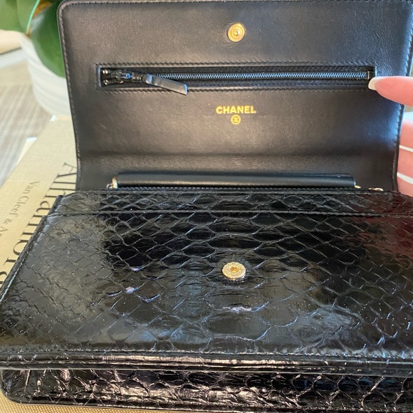 ✨ RARE Chanel WOC Black Python ⭐️ NWT - Picture 8 of 15